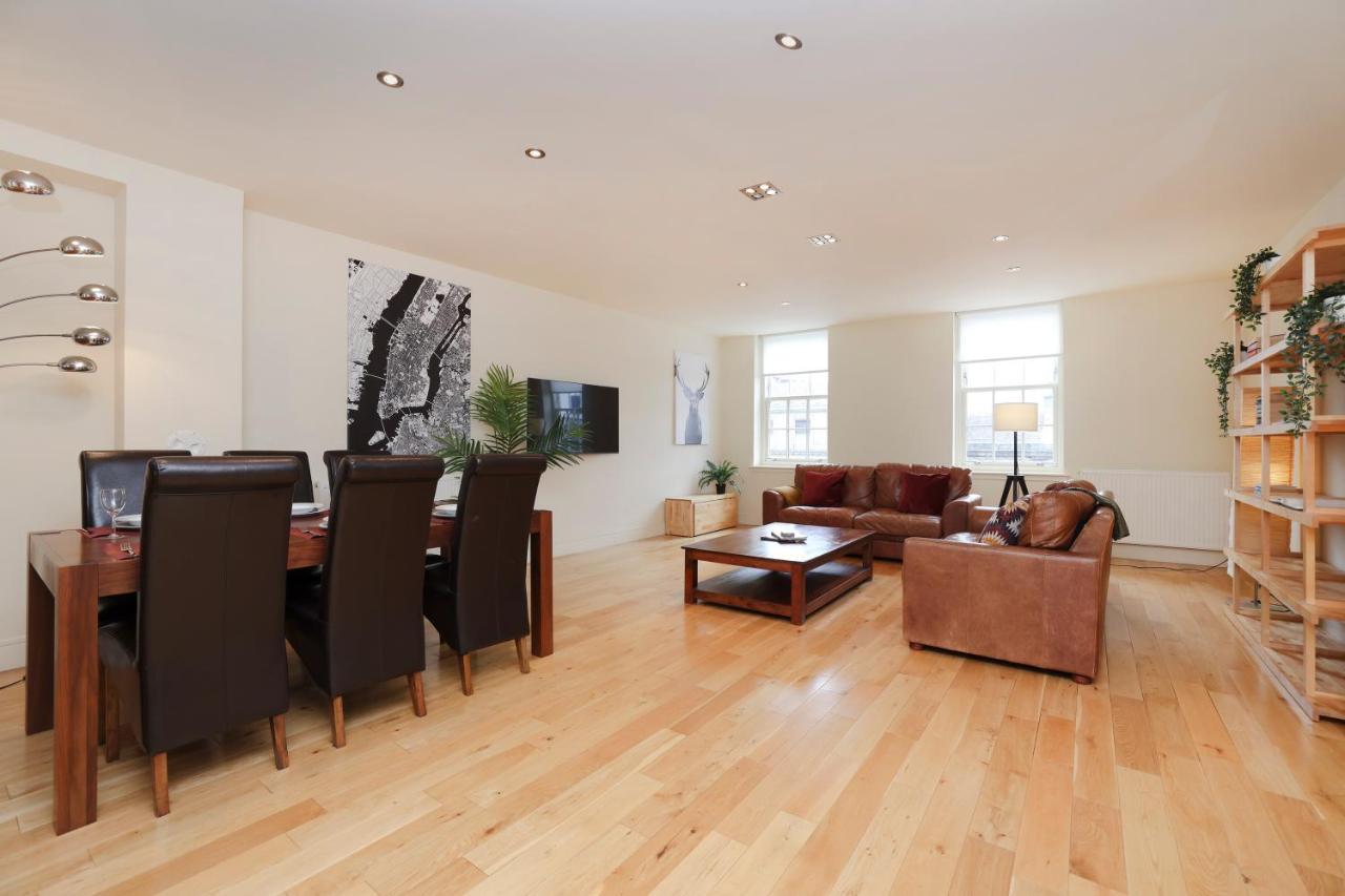 Joivy Spacious 2 Bed,2 Bath Flat, Free Parking And Rooftop Terrace EDI Exteriér fotografie