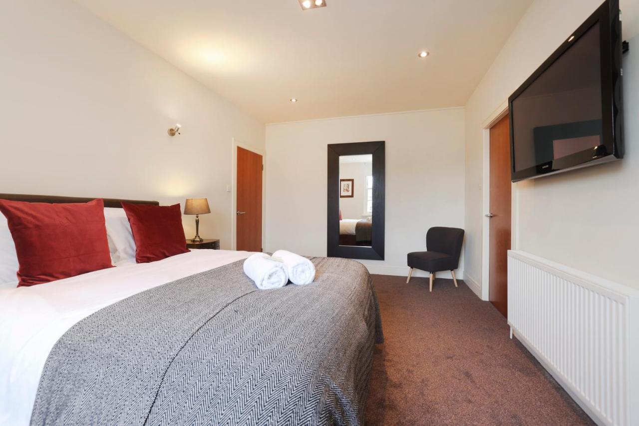 Joivy Spacious 2 Bed,2 Bath Flat, Free Parking And Rooftop Terrace EDI Exteriér fotografie