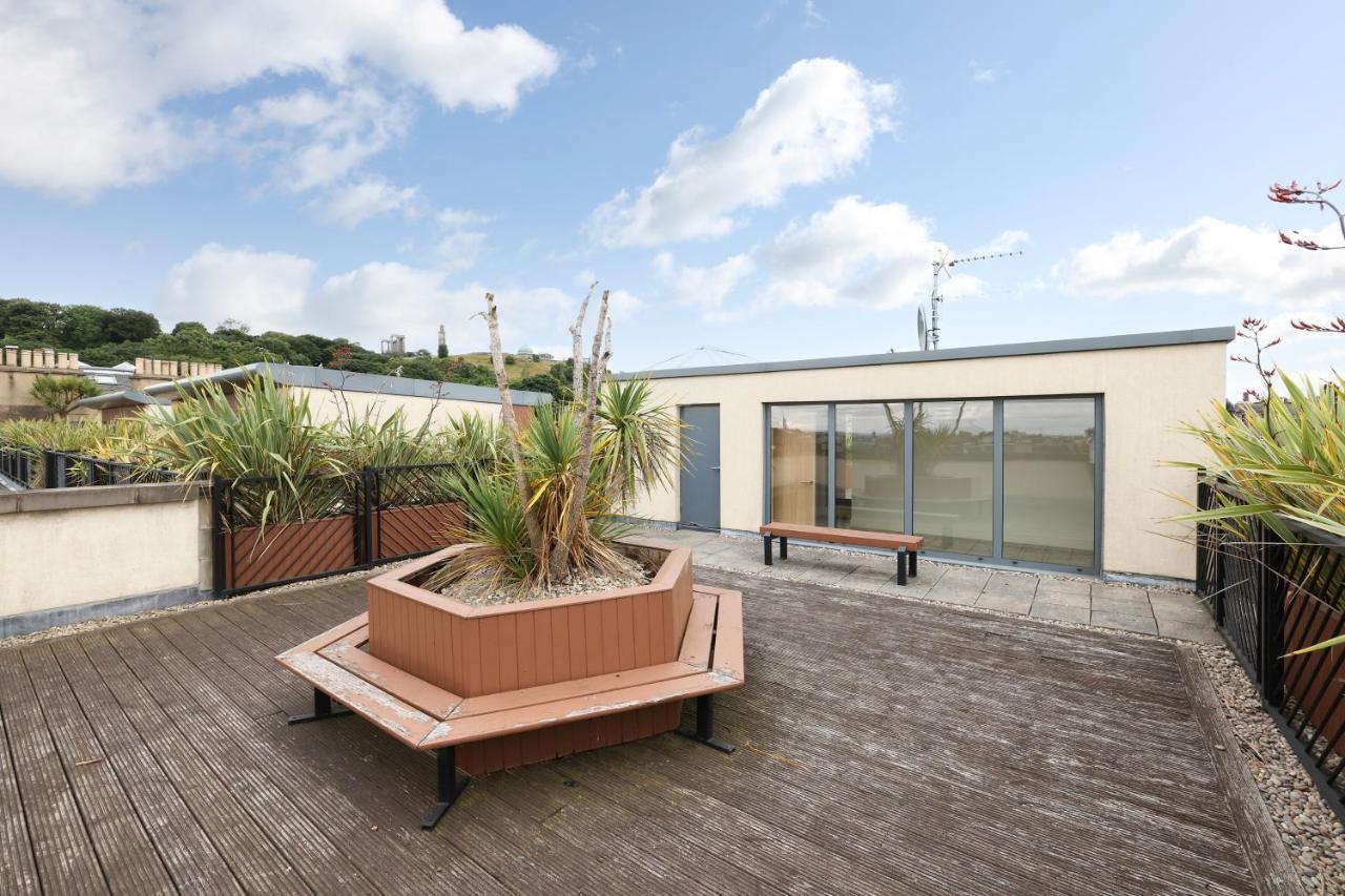 Joivy Spacious 2 Bed,2 Bath Flat, Free Parking And Rooftop Terrace EDI Exteriér fotografie