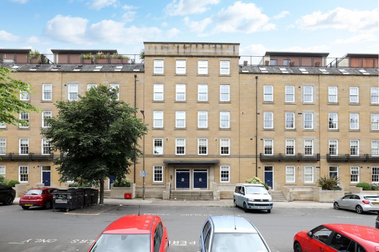 Joivy Spacious 2 Bed,2 Bath Flat, Free Parking And Rooftop Terrace EDI Exteriér fotografie