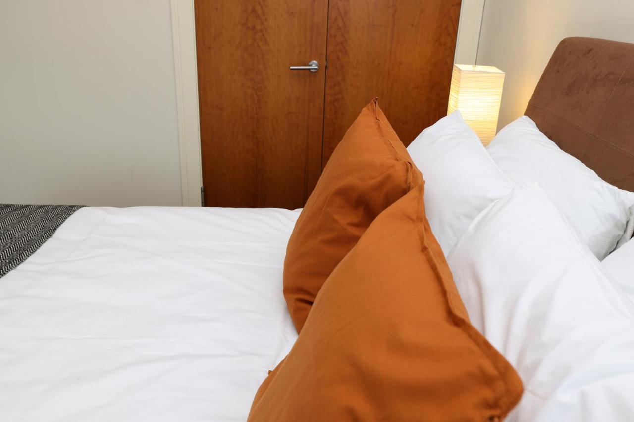 Joivy Spacious 2 Bed,2 Bath Flat, Free Parking And Rooftop Terrace EDI Exteriér fotografie