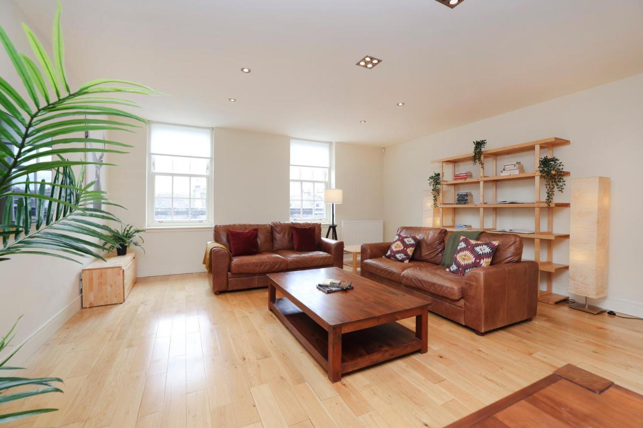 Joivy Spacious 2 Bed,2 Bath Flat, Free Parking And Rooftop Terrace EDI Exteriér fotografie