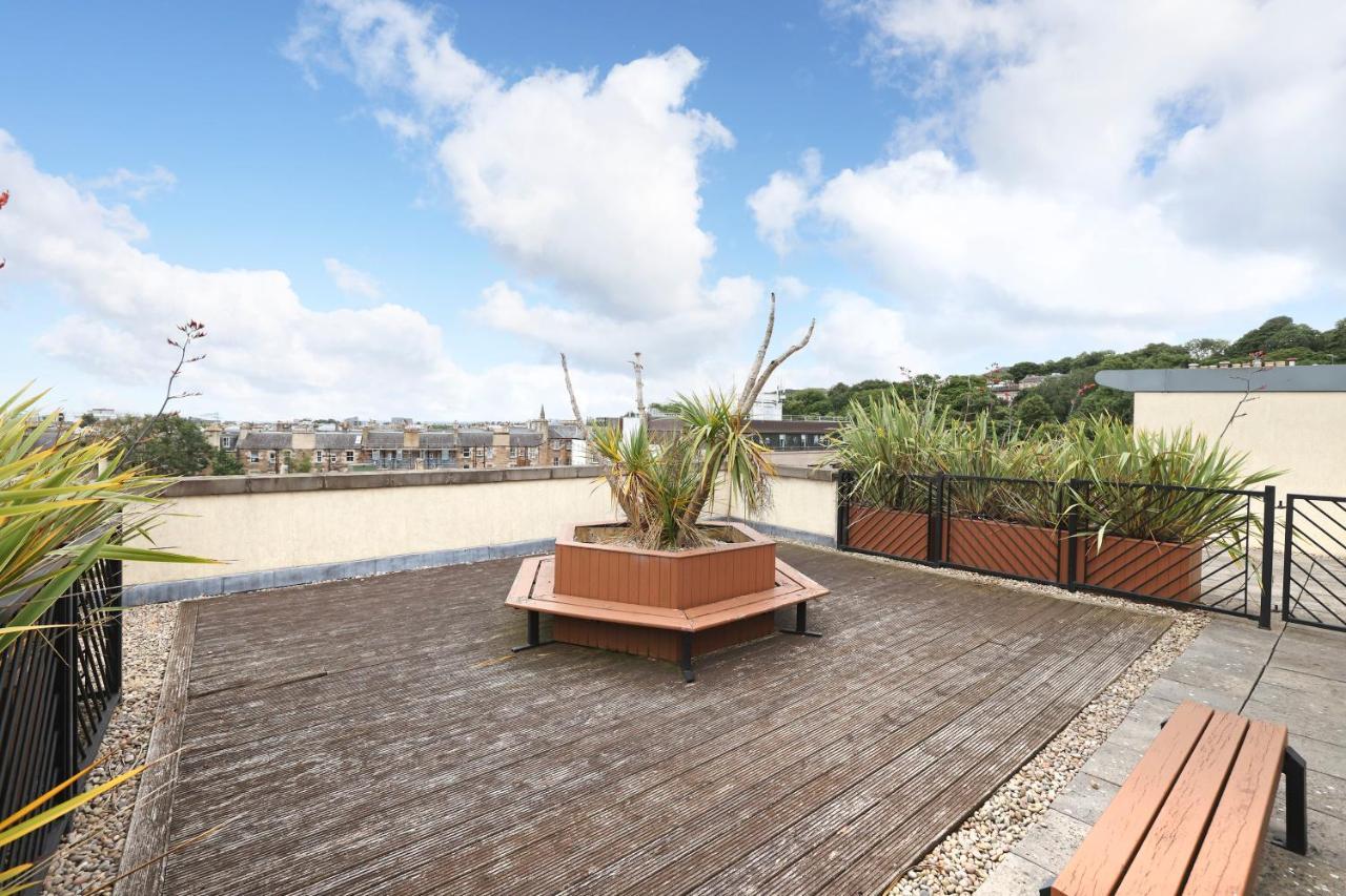 Joivy Spacious 2 Bed,2 Bath Flat, Free Parking And Rooftop Terrace EDI Exteriér fotografie